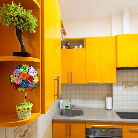 Lux Apart Lviv Apartments Экстерьер фото