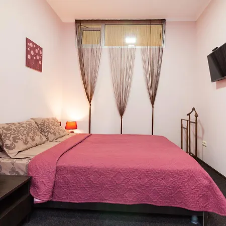 Lux Apart Lviv Apartments Экстерьер фото
