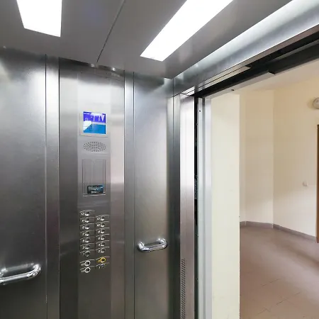 Lux Apart Lviv Apartments Экстерьер фото
